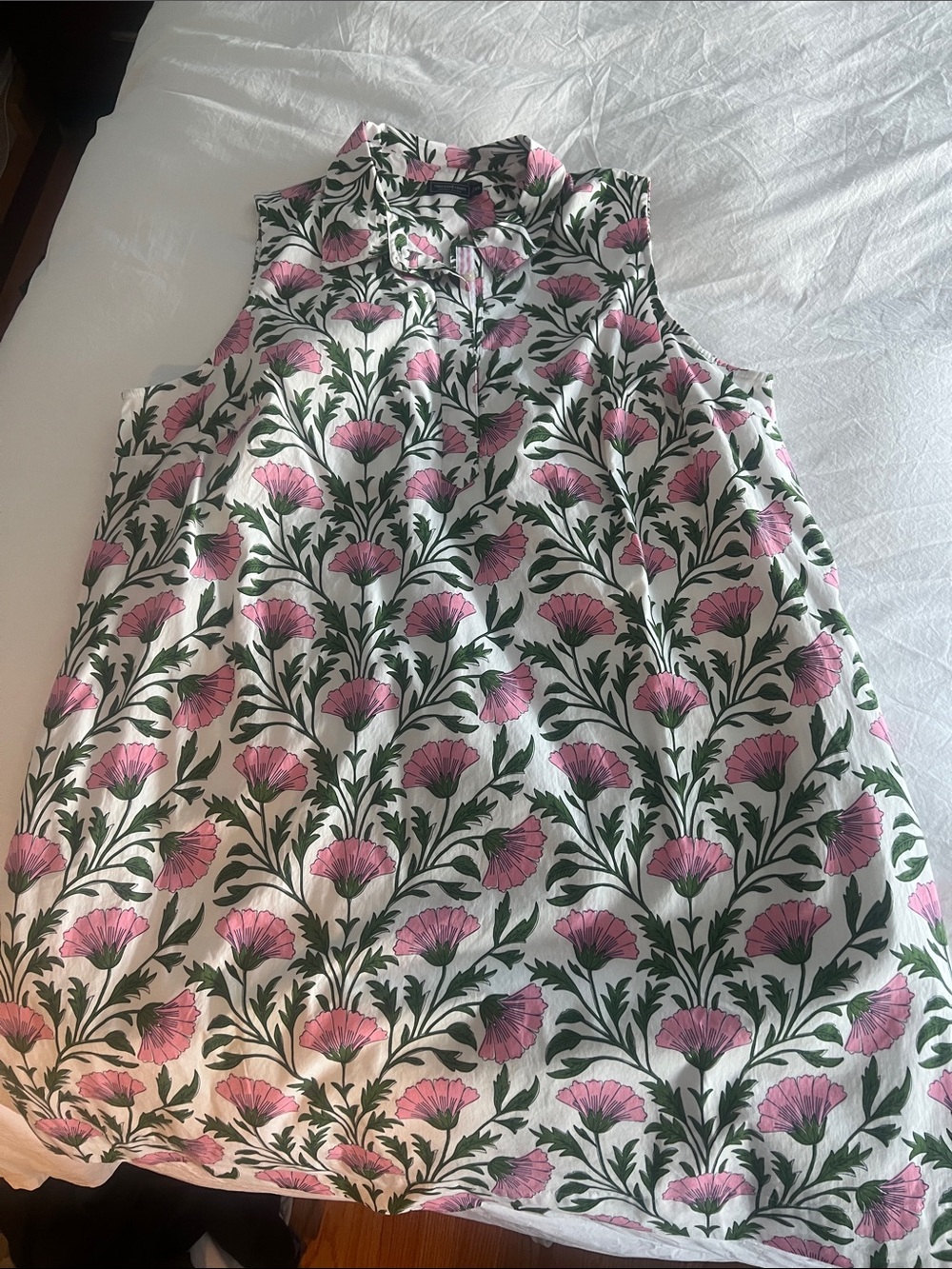 Vineyard Vines White Shirt with Pink Floral and Green Leaves